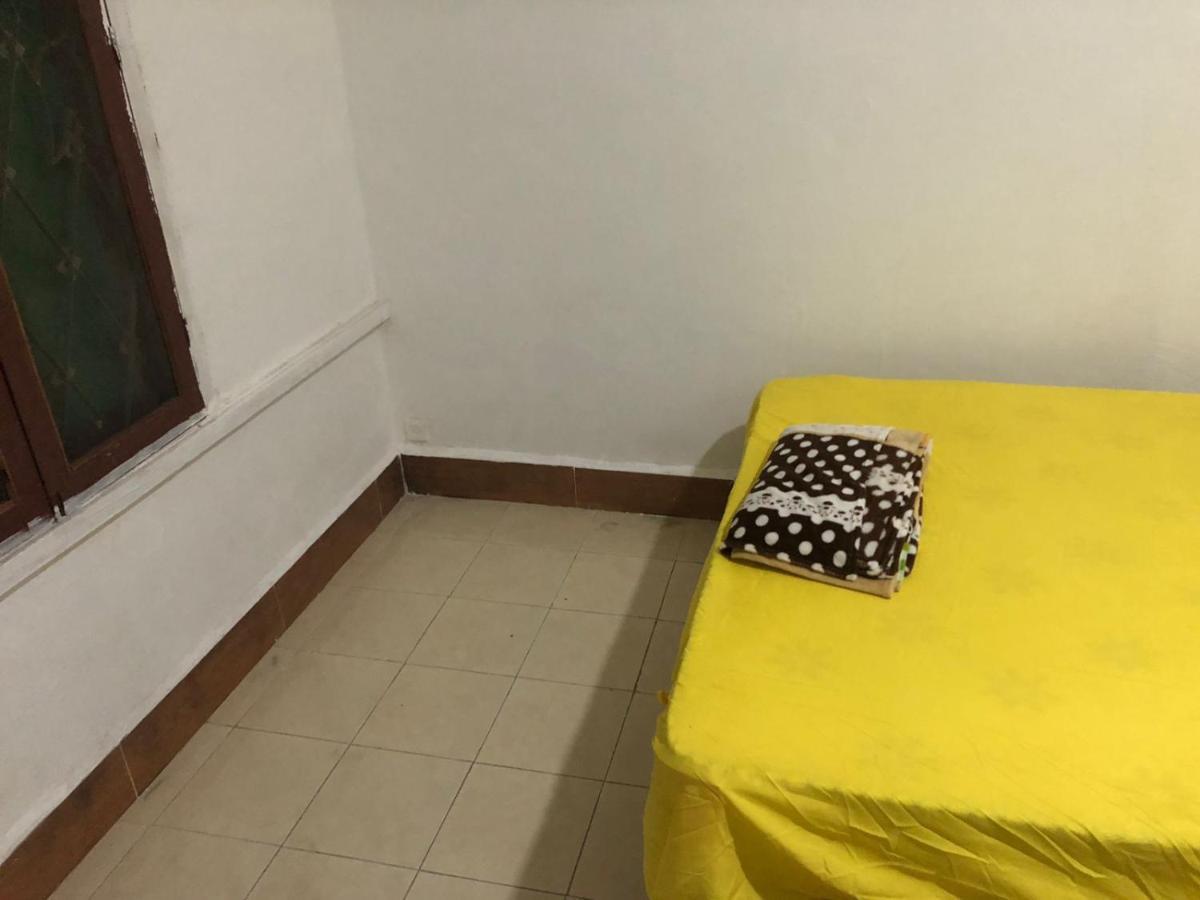 Vernice Backpacker Hostel Vientiane Exteriör bild