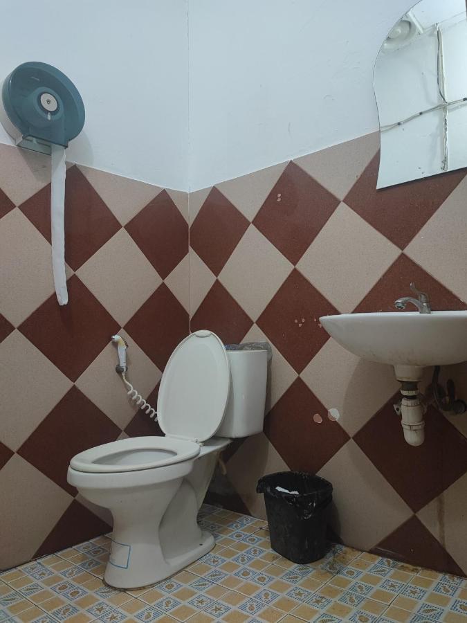 Vernice Backpacker Hostel Vientiane Rum bild