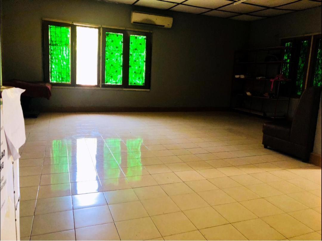 Vernice Backpacker Hostel Vientiane Exteriör bild
