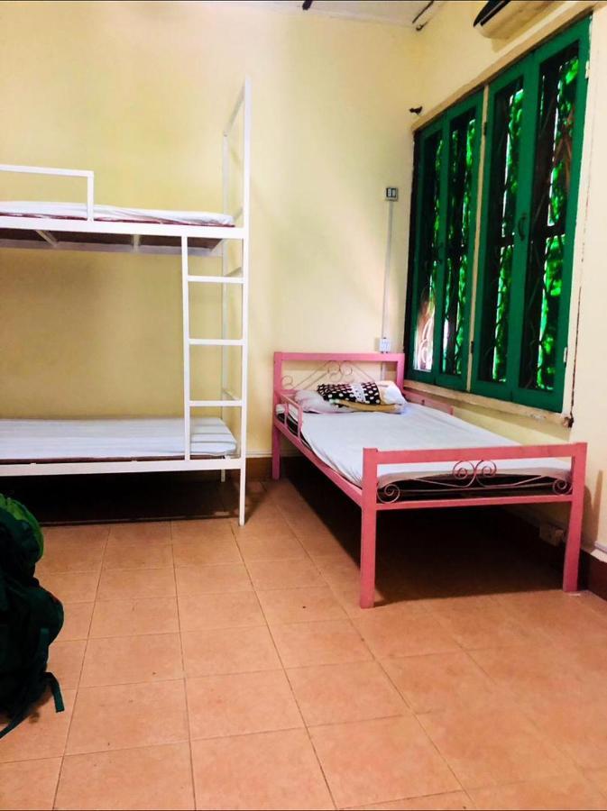 Vernice Backpacker Hostel Vientiane Exteriör bild